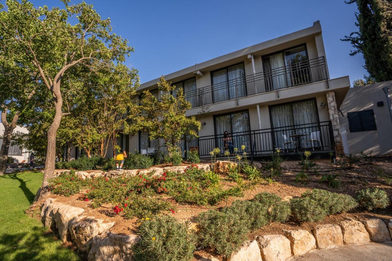 Kfar Giladi Hotel ภายนอก รูปภาพ