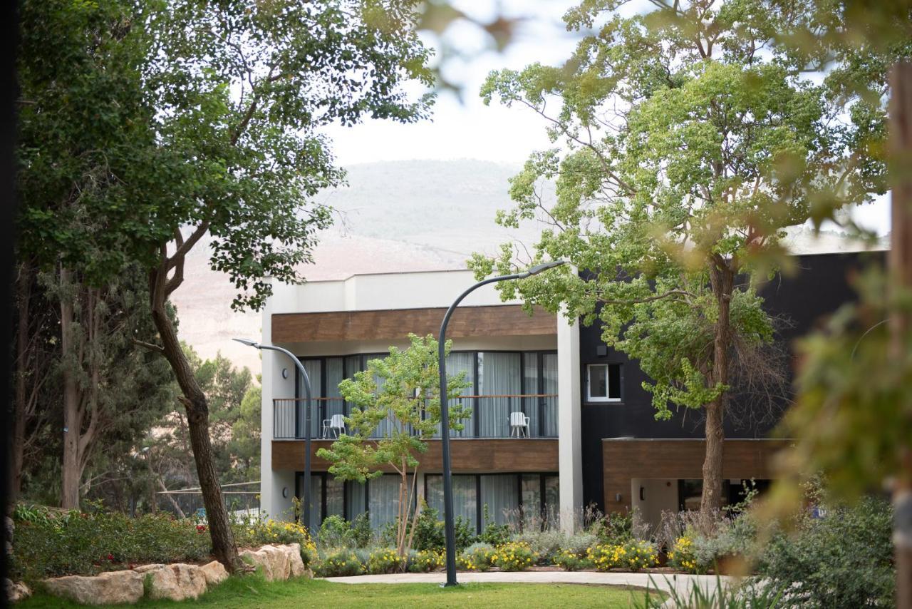 Kfar Giladi Hotel ภายนอก รูปภาพ