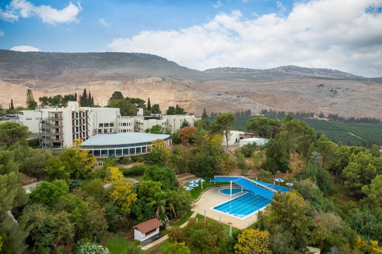 Kfar Giladi Hotel ภายนอก รูปภาพ