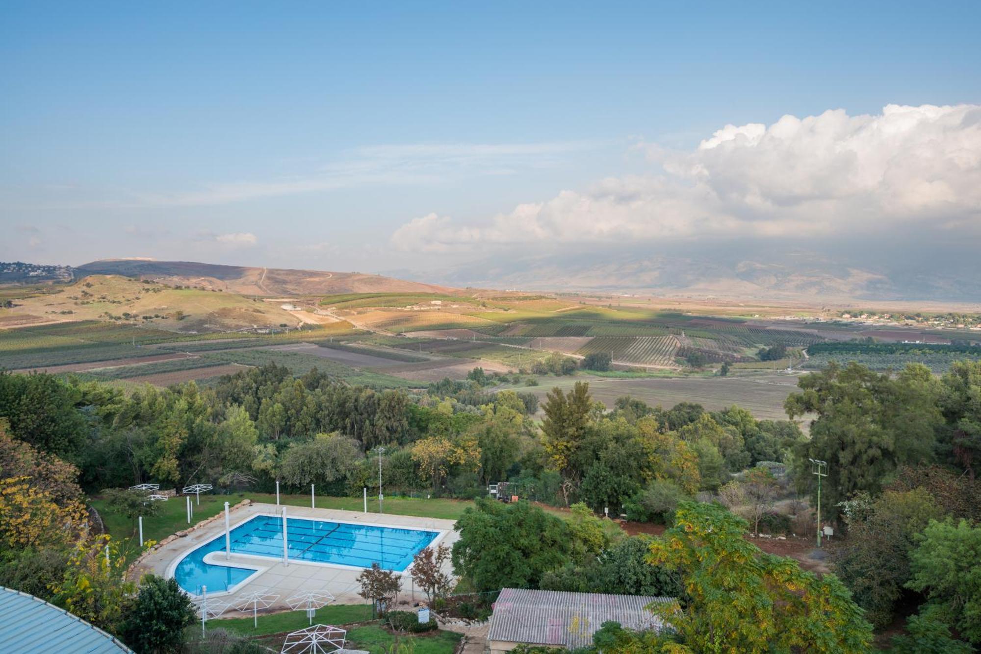 Kfar Giladi Hotel ภายนอก รูปภาพ