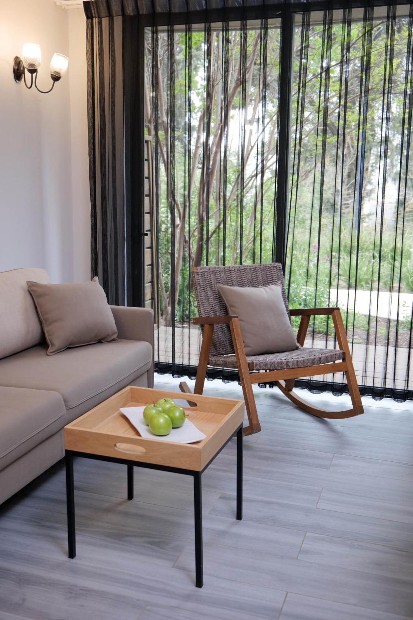 Kfar Giladi Hotel ภายนอก รูปภาพ